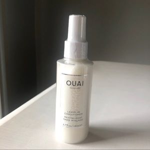 Ouai Leave in conditioner spray